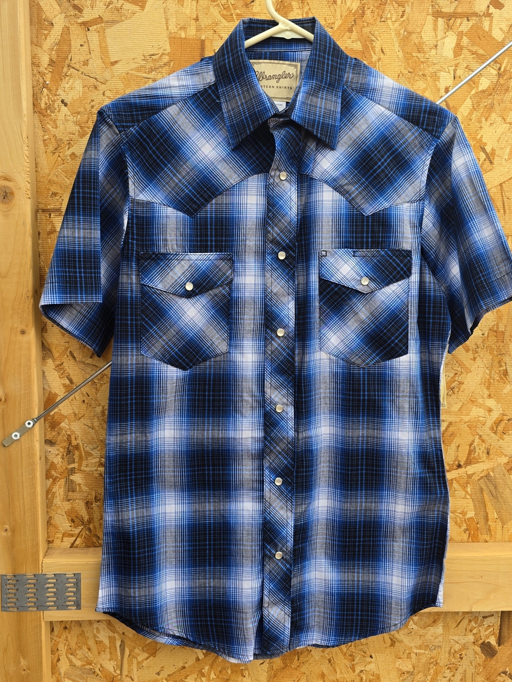 New Wrangler Blue and Black Plaid Short-Sleeve Pearl Snap Shirt